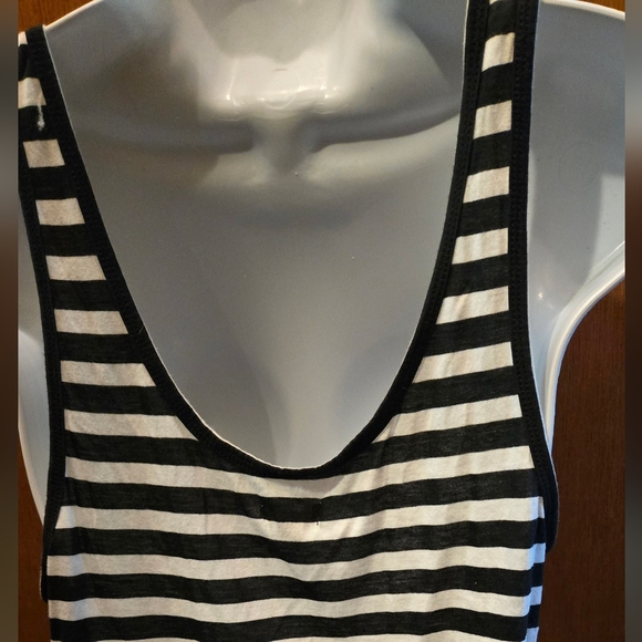 Aerie Black&white Striped Lightweight Tank Top SzL NWT - Picture 7 of 8